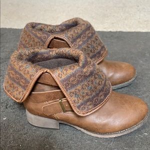 So boots (brown)